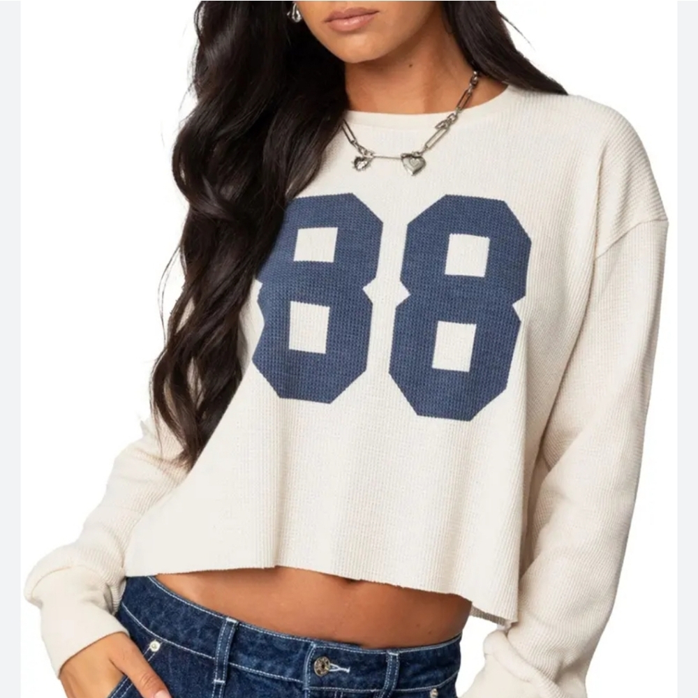 EDIKTED 88 Crop Long Sleeve Waffle Knit Top